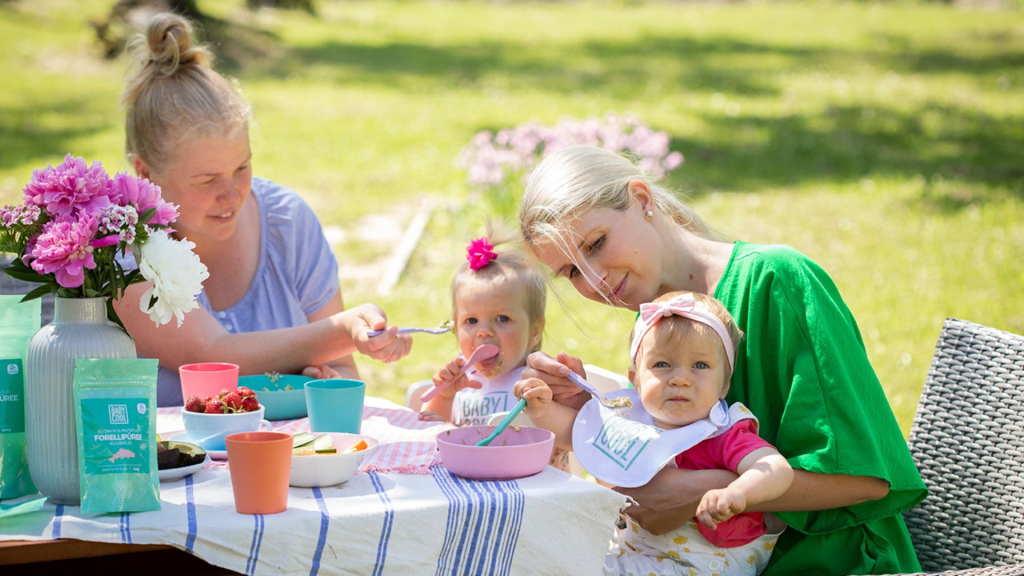 BabyCool - 9 common mistakes made when starting a baby on additional food.